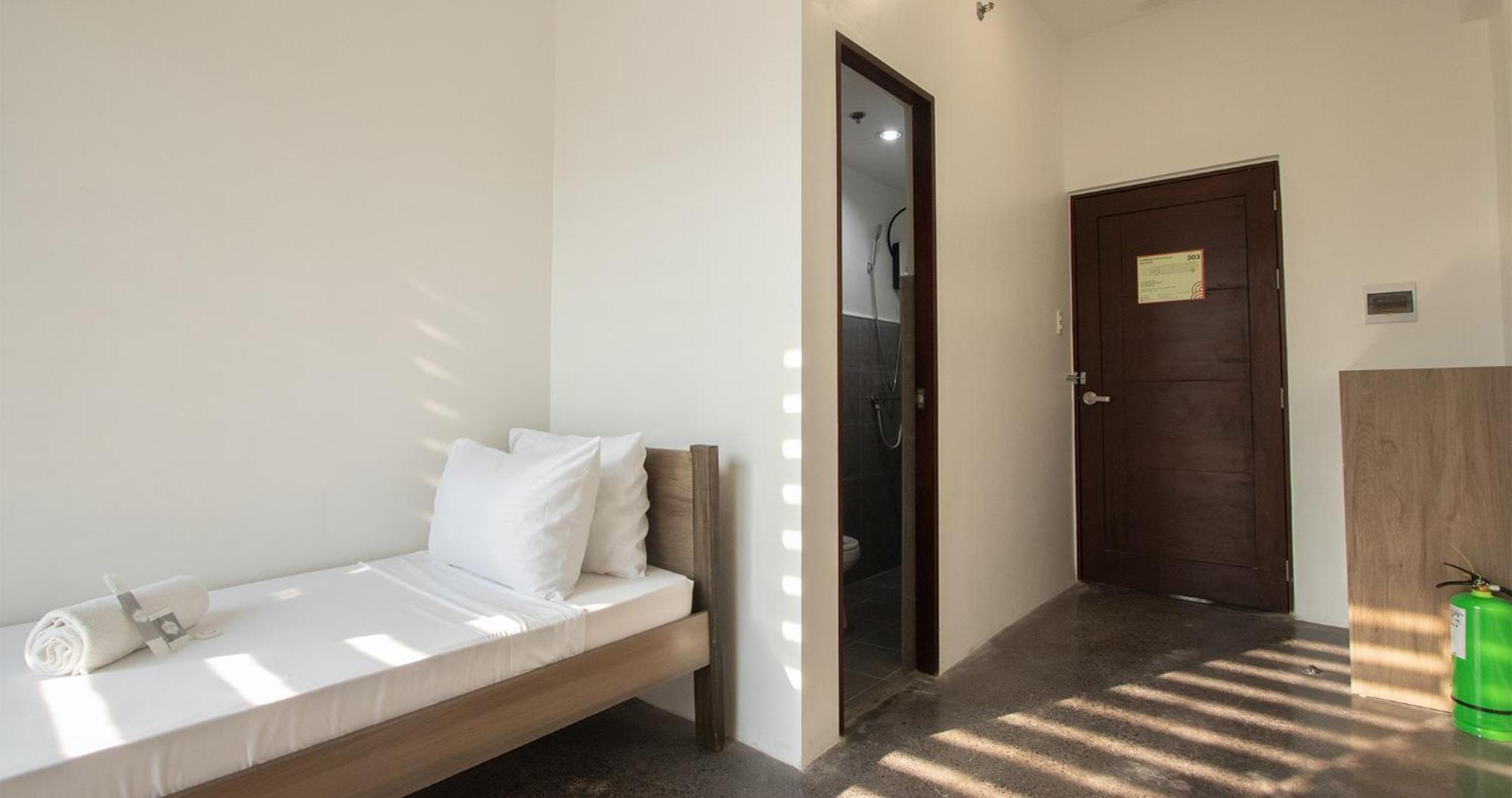 The Pad Coliving Hostel Cebu Buitenkant foto